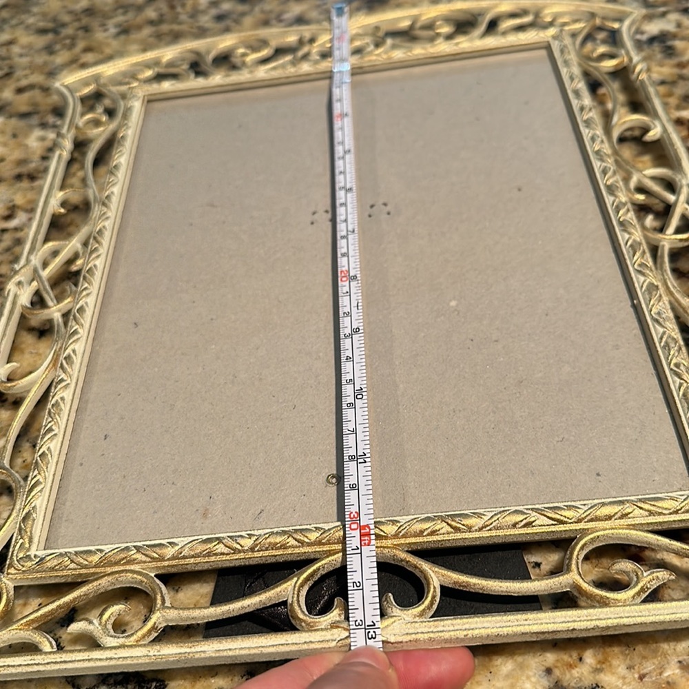 Vintage metal picture frame - Picture 5 of 10